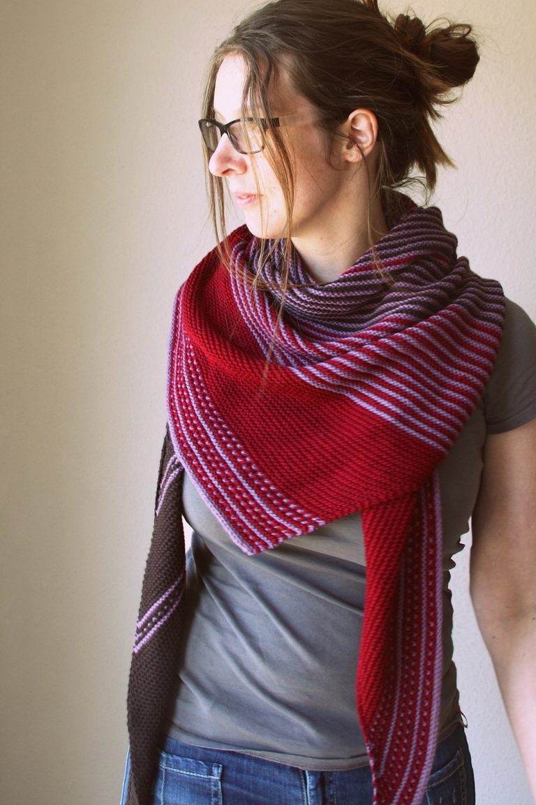 12 Knit Shawl Patterns | Squigglidinks